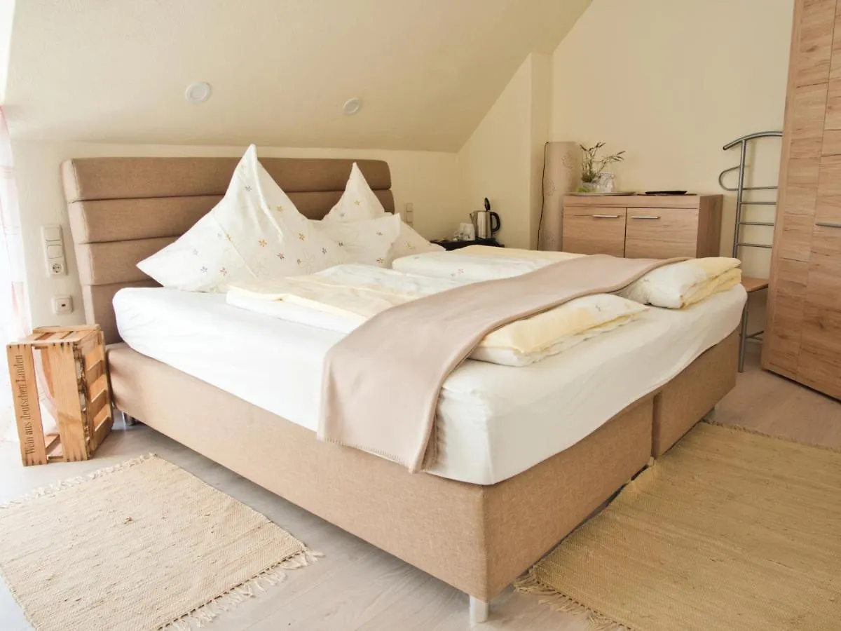 Guest house Kirschberghof Gaestehaus Und Weinverkauf Sommerhausen